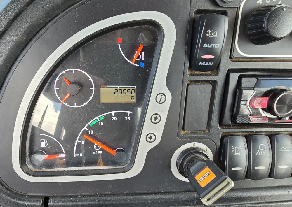 JCB - Retroexcavadora: foto 4 JCB - Retroexcavadora: foto 4