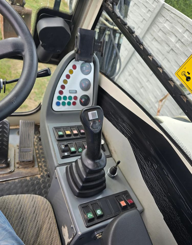 Terex - Excavadora de ruedas: foto 3 Terex - Excavadora de ruedas: foto 3