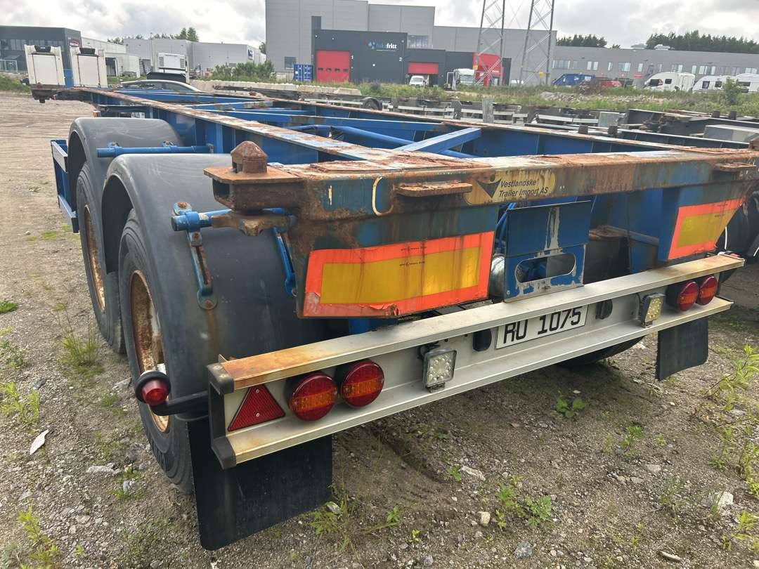 2004 Container-henger TURBO`HOET CONTAINERSEMITRAILER EU-godkjent - Semirremolque portacontenedore/ Intercambiable: foto 4 2004 Container-henger TURBO`HOET CONTAINERSEMITRAILER EU-godkjent - Semirremolque portacontenedore/ Intercambiable: foto 4