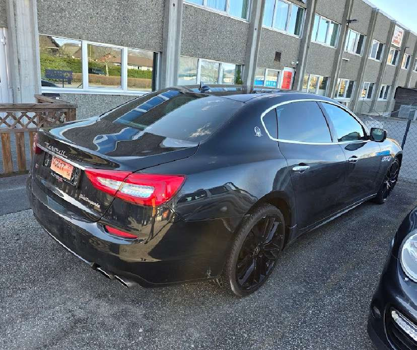 2014 Maserati Quattroporte S Q4 3.0L twin-turbo V6 // 411 hk // AWD // Automat - Sedan: foto 4 2014 Maserati Quattroporte S Q4 3.0L twin-turbo V6 // 411 hk // AWD // Automat - Sedan: foto 4