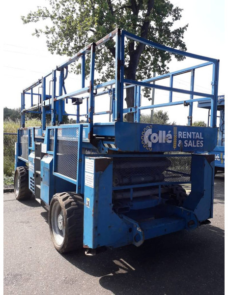 Genie GS 3390 | 2007 - Plataforma de tijeras: foto 2 Genie GS 3390 | 2007 - Plataforma de tijeras: foto 2