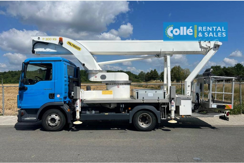 Palfinger P 300 KS | 2015 - Camión con plataforma elevadora: foto 4 Palfinger P 300 KS | 2015 - Camión con plataforma elevadora: foto 4