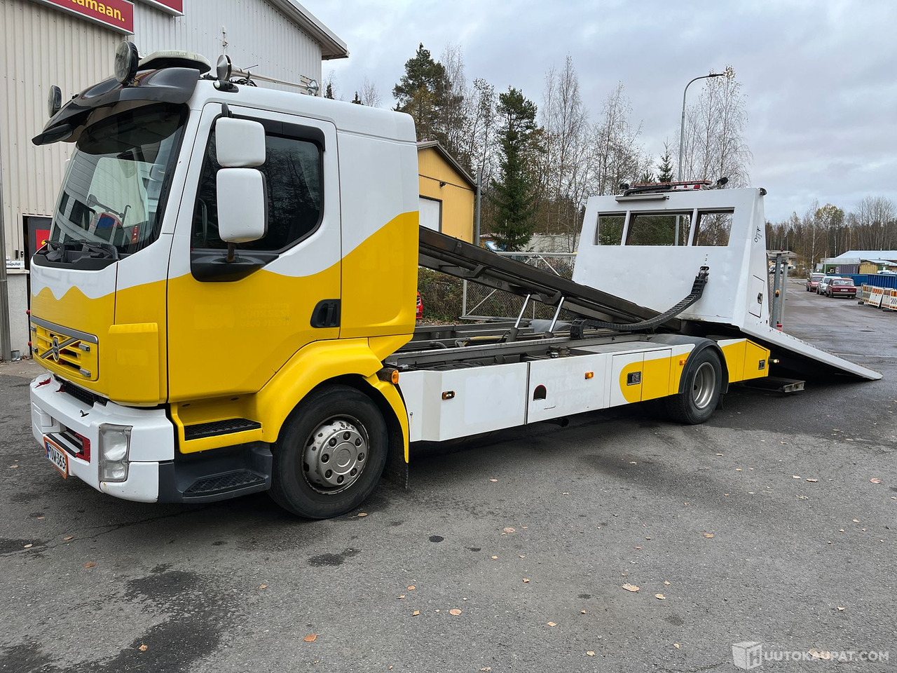 Volvo FLL42 hinausauto, 2012, 7.0 l, Diesel, 649 000 km, Tampere - Camión: foto 1 Volvo FLL42 hinausauto, 2012, 7.0 l, Diesel, 649 000 km, Tampere - Camión: foto 1