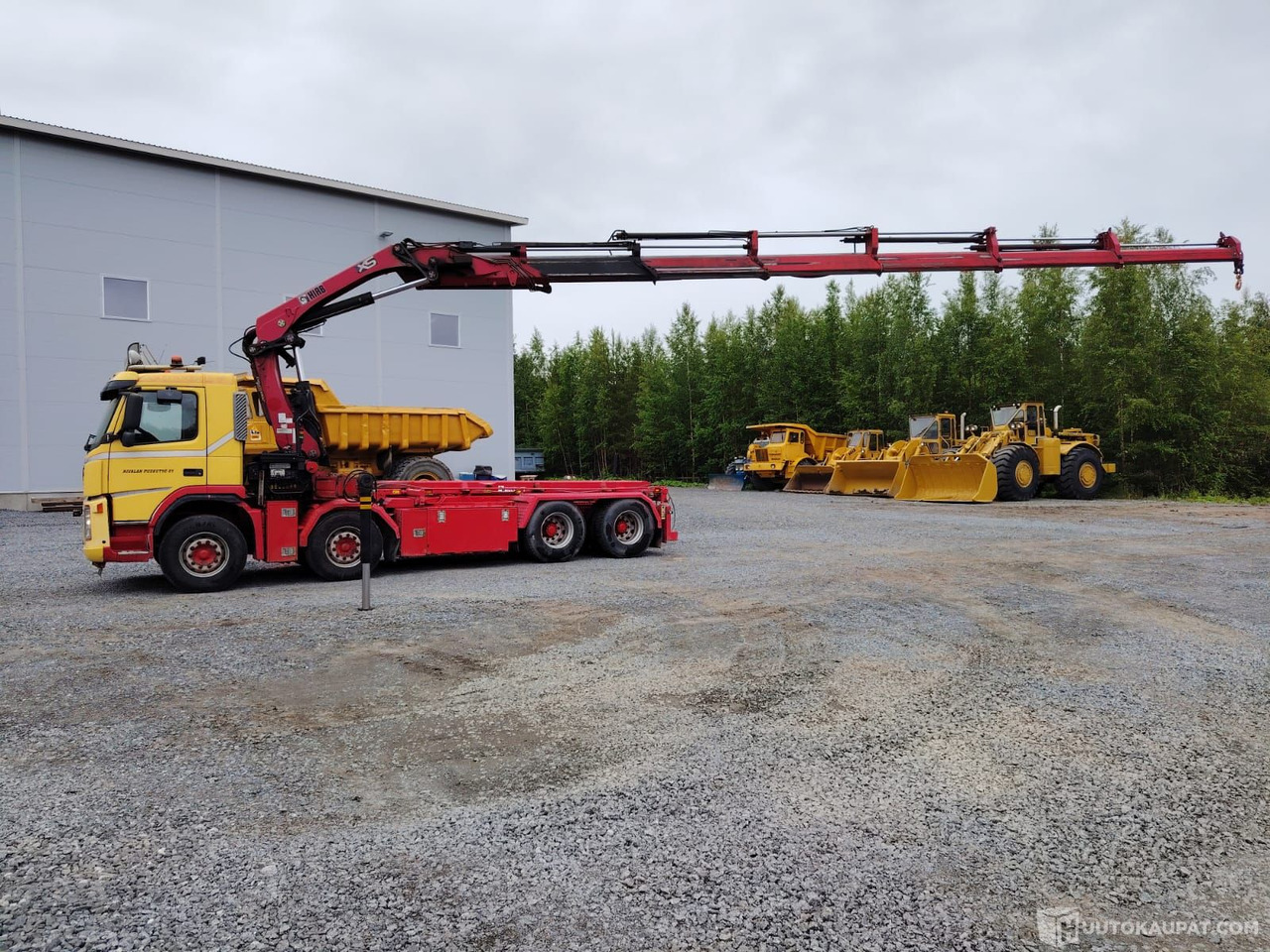 Volvo FM 12, 2005 + Hiab nosturi, Alavus - Camión: foto 1 Volvo FM 12, 2005 + Hiab nosturi, Alavus - Camión: foto 1