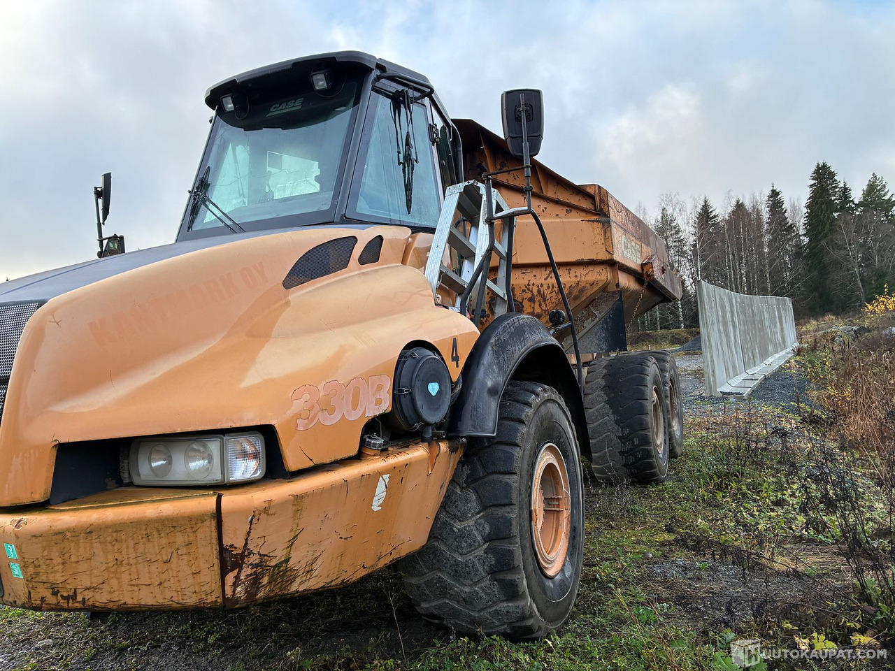 Case 330 B, 2008 Dumpperi, Valkeakoski - Dúmper articulado: foto 3 Case 330 B, 2008 Dumpperi, Valkeakoski - Dúmper articulado: foto 3