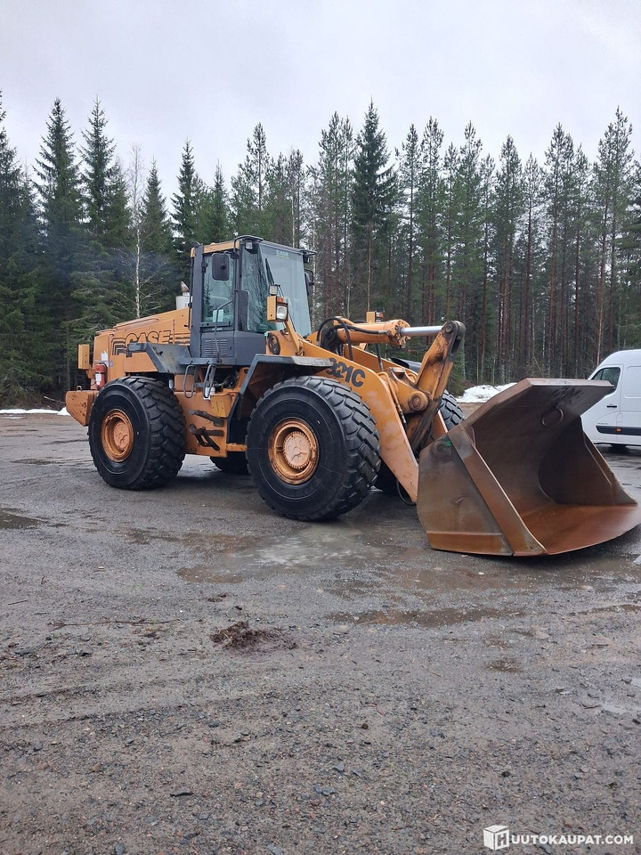 Case 921, 2000, Rautalampi - Cargadora de ruedas: foto 1 Case 921, 2000, Rautalampi - Cargadora de ruedas: foto 1