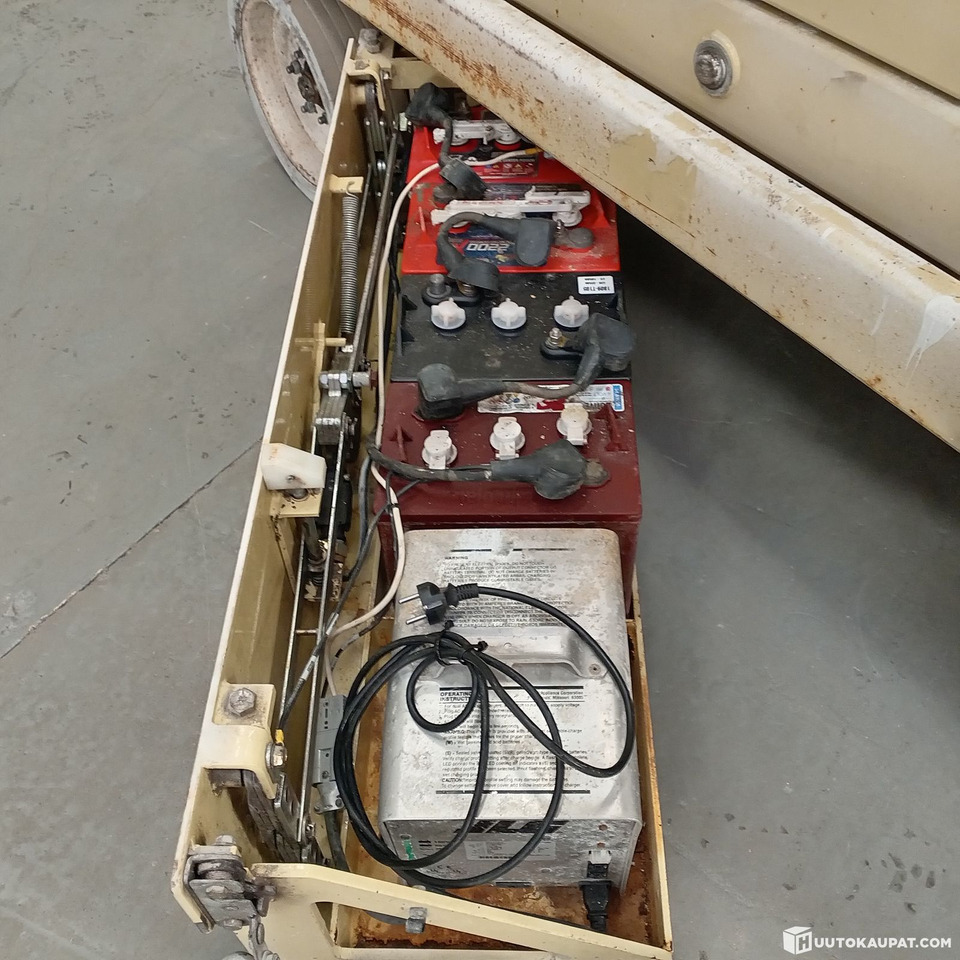 JLG 2646 E2 Akkukäyttöinen saksilavanostin, Hollola - Plataforma de tijeras: foto 5 JLG 2646 E2 Akkukäyttöinen saksilavanostin, Hollola - Plataforma de tijeras: foto 5