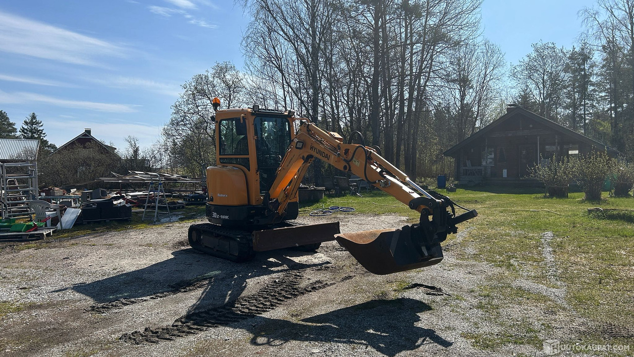 Kumitelakaivinkone Hyundai Robex 30z-9ak, vm. 2019, Eura - Miniexcavadora: foto 4 Kumitelakaivinkone Hyundai Robex 30z-9ak, vm. 2019, Eura - Miniexcavadora: foto 4