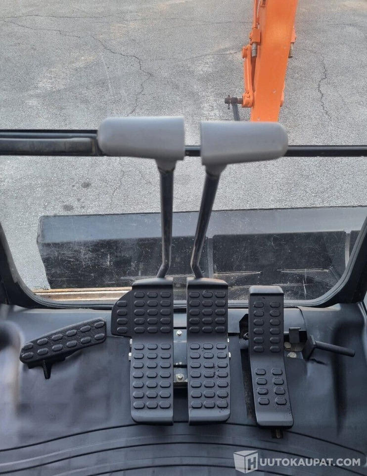 Maquinaria de construcción Hitachi ZX135USBL-6, 2019, Diesel, 2 800 h, Seinäjoki: foto 9