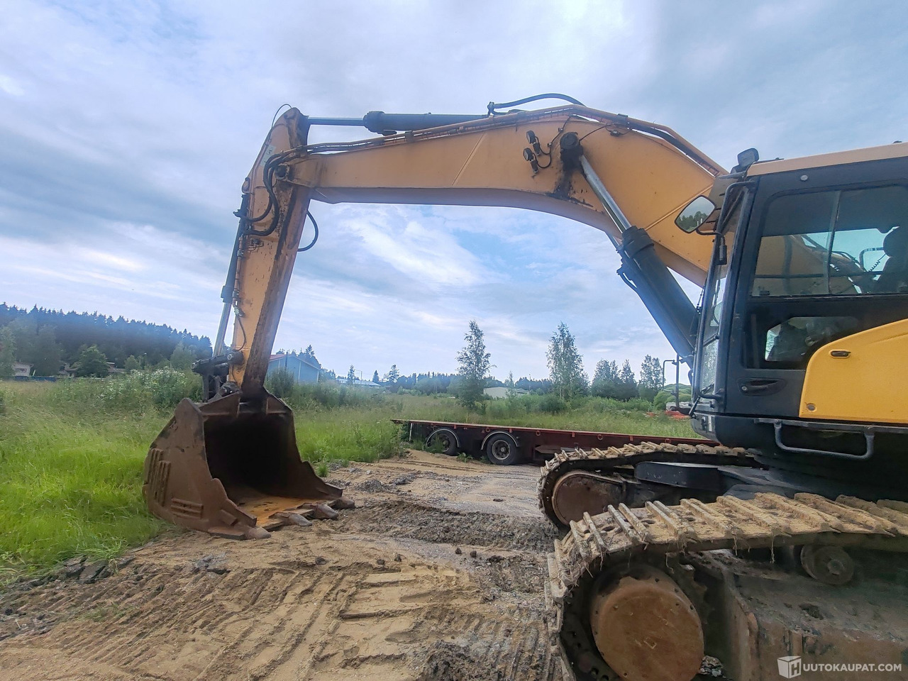 Hyundai HX 520 L kaivinkone kauhalla, 2016, 11099H, Punkalaidun - Maquinaria de construcción: foto 4 Hyundai HX 520 L kaivinkone kauhalla, 2016, 11099H, Punkalaidun - Maquinaria de construcción: foto 4