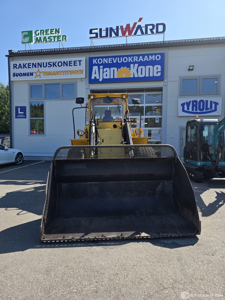 Volvo BM 4300 B, 1979 Pyöräkuormaaja 2653 tuntia ajettu!, Muurame - Maquinaria de construcción: foto 2 Volvo BM 4300 B, 1979 Pyöräkuormaaja 2653 tuntia ajettu!, Muurame - Maquinaria de construcción: foto 2