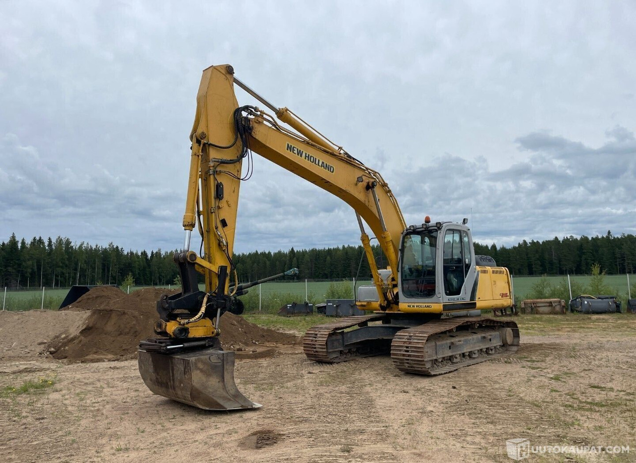 New Holland E215B, 2008, Diesel, 8 435 h Kaivinkone, Honkajoki - Excavadora de cadenas: foto 3 New Holland E215B, 2008, Diesel, 8 435 h Kaivinkone, Honkajoki - Excavadora de cadenas: foto 3