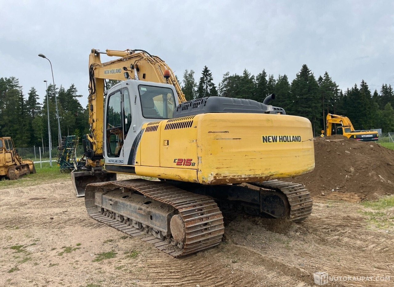 New Holland E215B, 2008, Diesel, 8 435 h Kaivinkone, Honkajoki - Excavadora de cadenas: foto 2 New Holland E215B, 2008, Diesel, 8 435 h Kaivinkone, Honkajoki - Excavadora de cadenas: foto 2