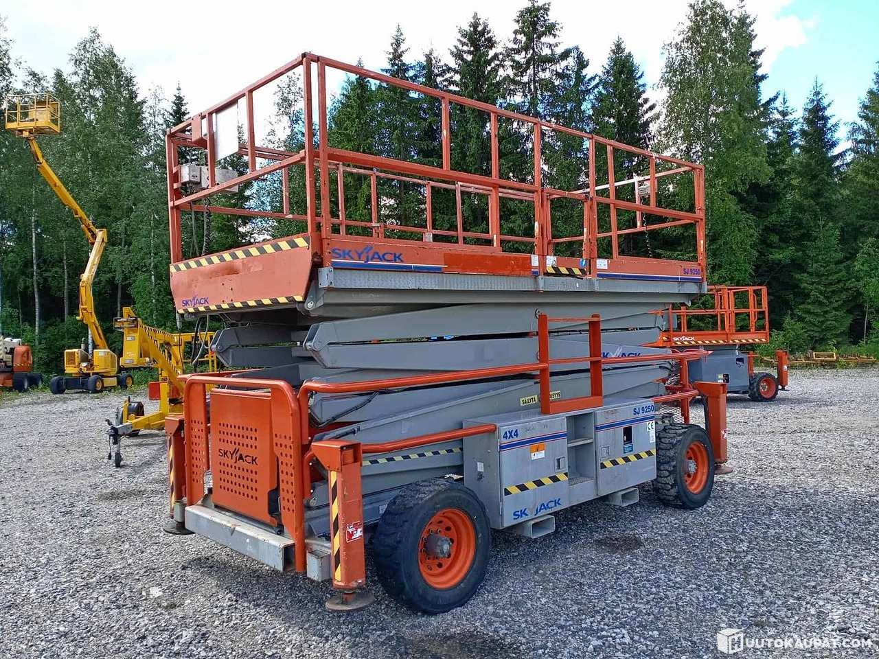 Skyjack SJ 9250 4x4 scissor lift, Inspected!, 2008, Hollola - Plataforma de tijeras: foto 1 Skyjack SJ 9250 4x4 scissor lift, Inspected!, 2008, Hollola - Plataforma de tijeras: foto 1