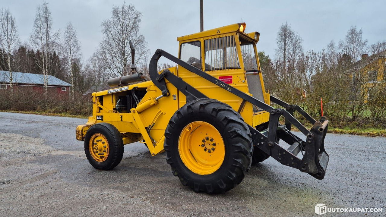 Volvo BM 622, Uusikaarlepyy - Cargadora de ruedas: foto 1 Volvo BM 622, Uusikaarlepyy - Cargadora de ruedas: foto 1