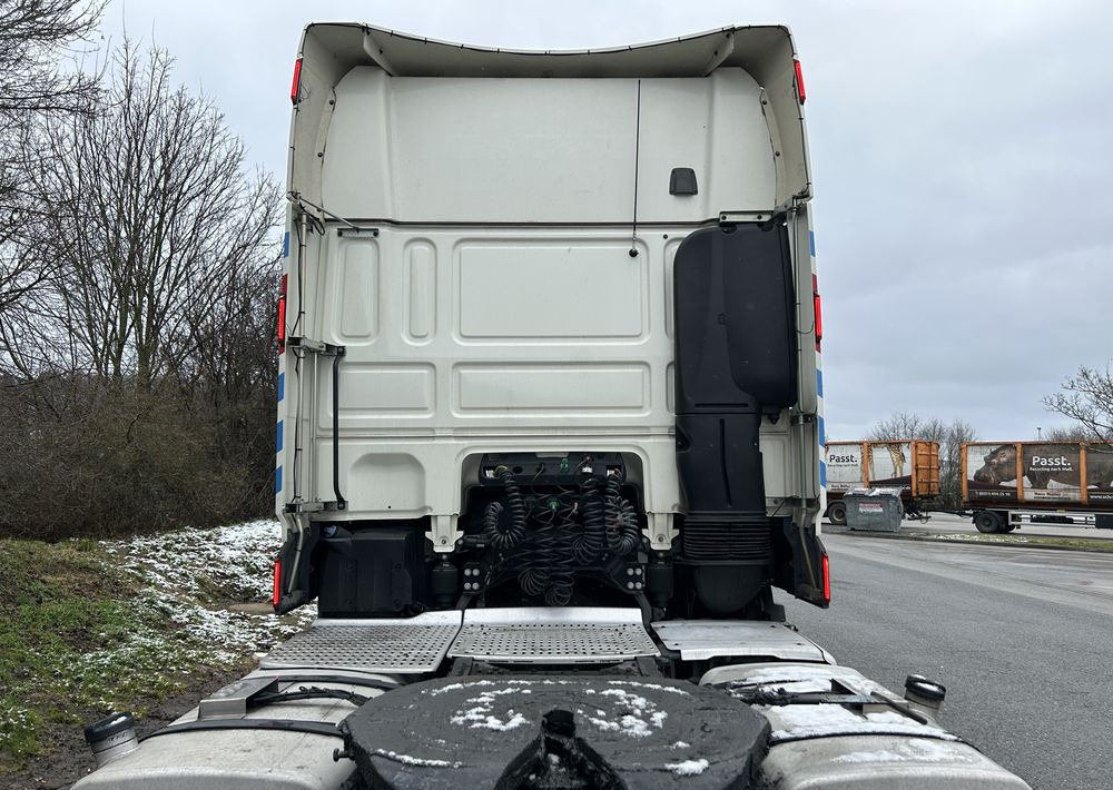 DAF XF 480 OKAZJA 2018 SSC TOP STANDARD / DUŻE KOTŁY / z Polski / jeden właściciel super zadbane SERWISOWANE - Cabeza tractora: foto 5 DAF XF 480 OKAZJA 2018 SSC TOP STANDARD / DUŻE KOTŁY / z Polski / jeden właściciel super zadbane SERWISOWANE - Cabeza tractora: foto 5