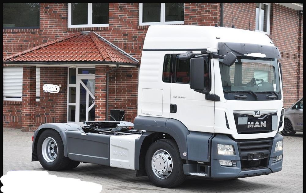 MAN TGS 18.420 2019 NAUKA JAZDY POLIFT ELKA AUTOMAT 4x2 STANDARD 315/70r22.5 SUPER STAN TGX 470 460 420 430 500 510 400 360 410 - Cabeza tractora: foto 4 MAN TGS 18.420 2019 NAUKA JAZDY POLIFT ELKA AUTOMAT 4x2 STANDARD 315/70r22.5 SUPER STAN TGX 470 460 420 430 500 510 400 360 410 - Cabeza tractora: foto 4