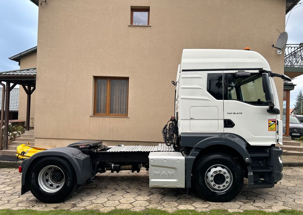 MAN TGS 18.470 NAUKA JAZDY STANDARD 4x2 / TGX 18.360 400 510 460 500 TOP STAN / ŚWIEŻO SPROWADZONY - Cabeza tractora: foto 4 MAN TGS 18.470 NAUKA JAZDY STANDARD 4x2 / TGX 18.360 400 510 460 500 TOP STAN / ŚWIEŻO SPROWADZONY - Cabeza tractora: foto 4