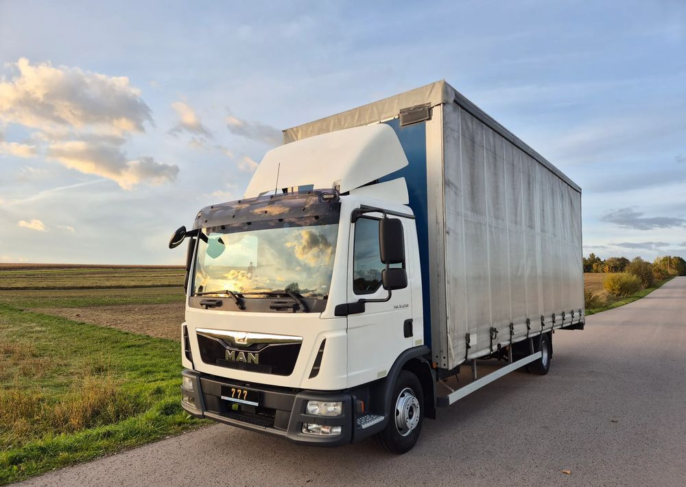 MAN TGL 12.250 6.2m 7.6m HAK AUTOMAT KLIMA 12000kg ESP EURO 6 mega / TOP STAN / okazja nauka jazdy MOŻLIWOŚĆ DOSTOSOWANIA elka - Camión lona: foto 5 MAN TGL 12.250 6.2m 7.6m HAK AUTOMAT KLIMA 12000kg ESP EURO 6 mega / TOP STAN / okazja nauka jazdy MOŻLIWOŚĆ DOSTOSOWANIA elka - Camión lona: foto 5