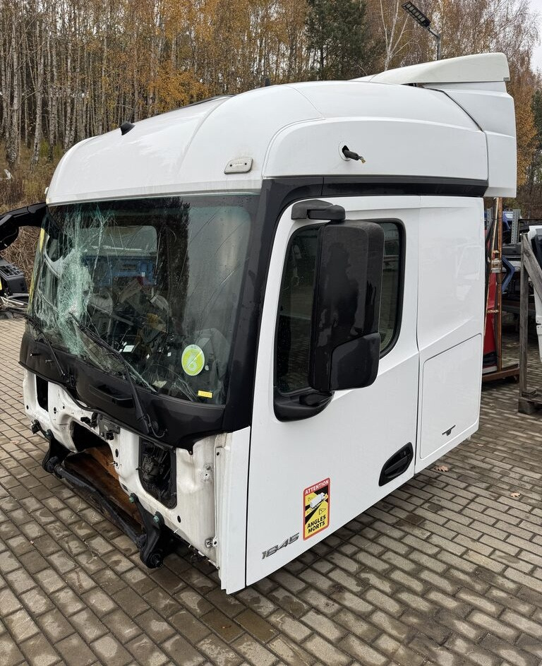 Mercedes-Benz ACTROS MP 4 STREAM SPACE truck - Cabina para Camión: foto 3 Mercedes-Benz ACTROS MP 4 STREAM SPACE truck - Cabina para Camión: foto 3