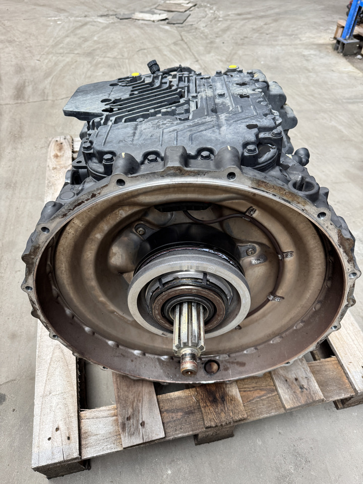 FORD F-MAX - Caja de cambios: foto 2 FORD F-MAX - Caja de cambios: foto 2