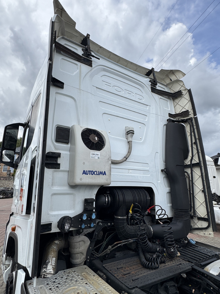 Ford F-Max - Cabina: foto 5 Ford F-Max - Cabina: foto 5