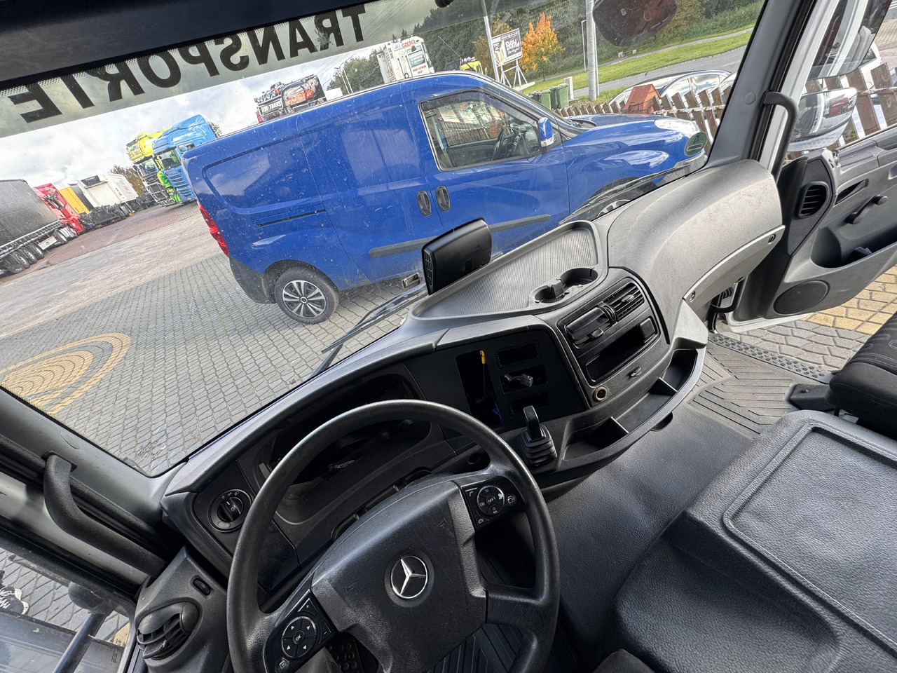 Mercedes Atego Axor - Cabina e interior: foto 1 Mercedes Atego Axor - Cabina e interior: foto 1