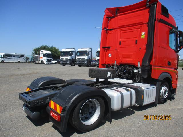 Mercedes-Benz Actros 1845 LS nRL - Cabeza tractora: foto 3 Mercedes-Benz Actros 1845 LS nRL - Cabeza tractora: foto 3