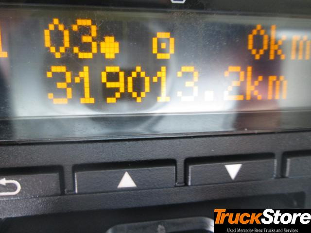 Mercedes-Benz Actros 1845 LS nRL - Cabeza tractora: foto 2 Mercedes-Benz Actros 1845 LS nRL - Cabeza tractora: foto 2