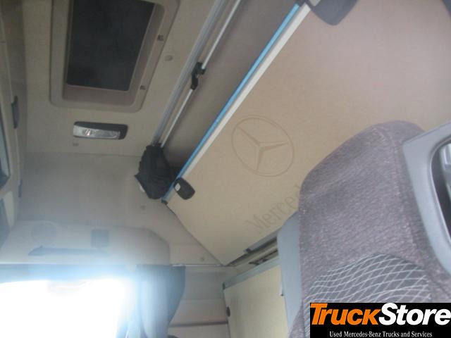 Cabeza tractora Mercedes-Benz Actros 1845 LS nRL: foto 8