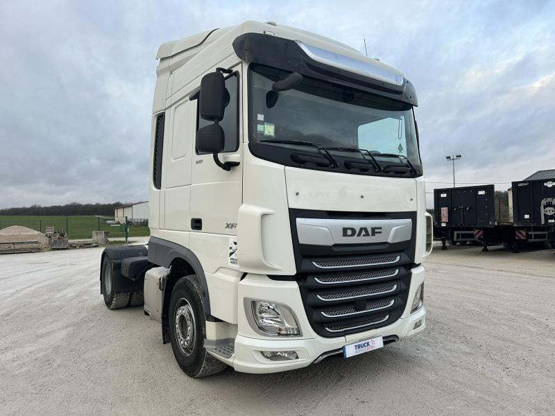 DAF XF 530 - Cabeza tractora: foto 1 DAF XF 530 - Cabeza tractora: foto 1