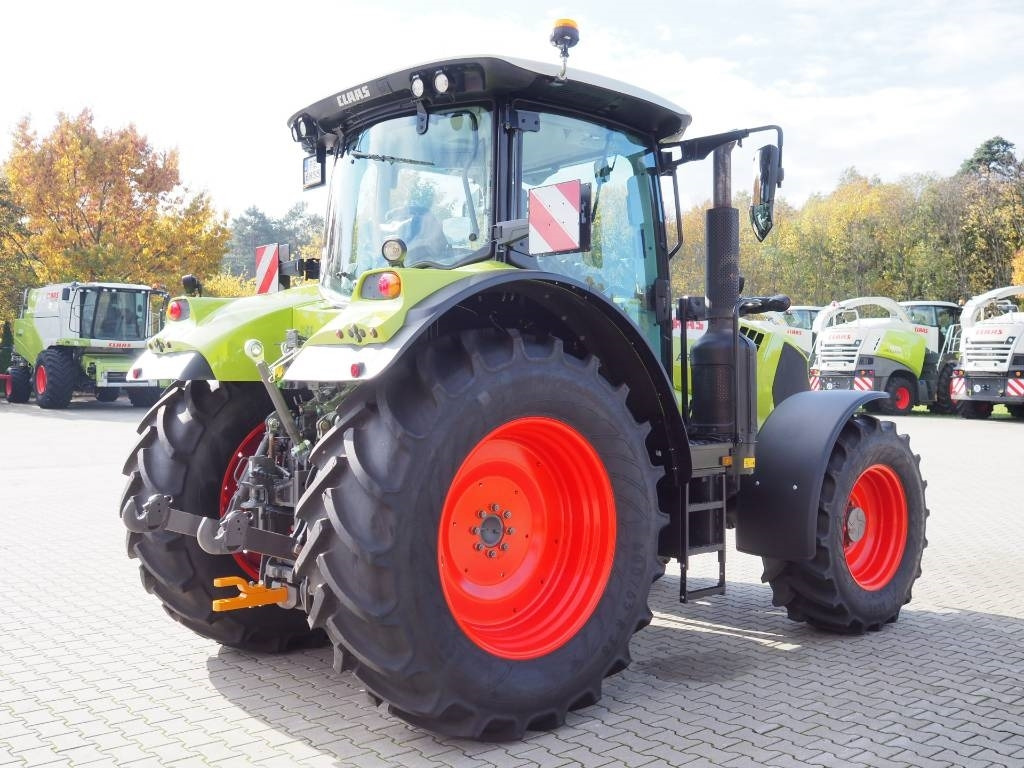 Claas Arion 610 CIS - Tractor: foto 4 Claas Arion 610 CIS - Tractor: foto 4