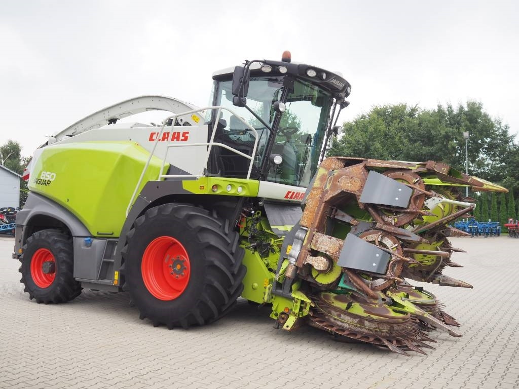 Claas Jaguar 850 4WD + Orbis 600 SD - Cosechadora de forraje: foto 4 Claas Jaguar 850 4WD + Orbis 600 SD - Cosechadora de forraje: foto 4