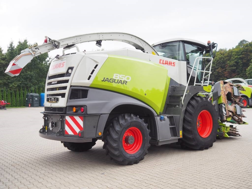 Claas Jaguar 850 4WD + Orbis 600 SD - Cosechadora de forraje: foto 3 Claas Jaguar 850 4WD + Orbis 600 SD - Cosechadora de forraje: foto 3