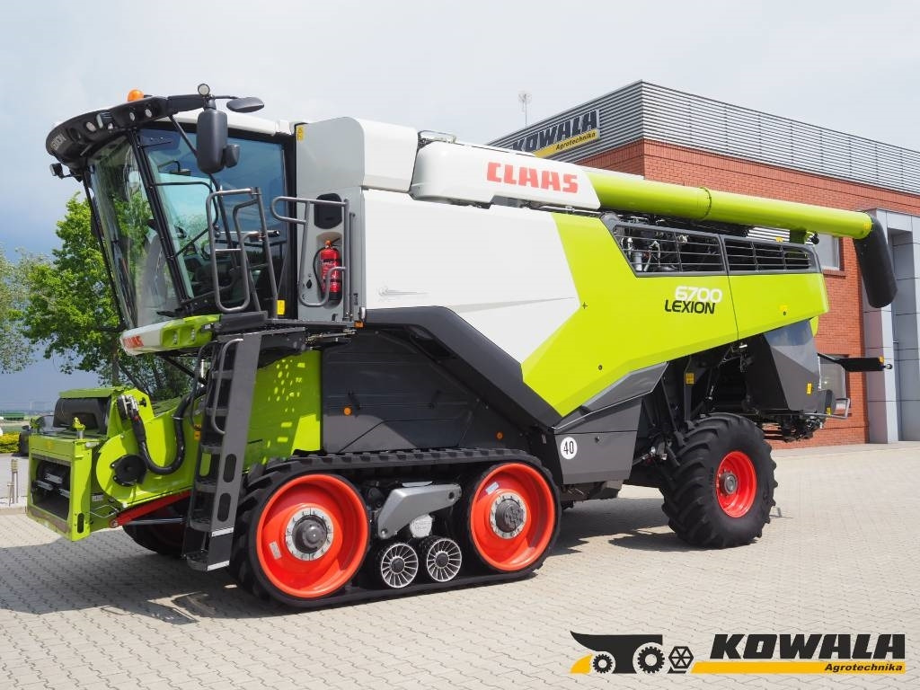Claas Lexion 6700TT GPS + V930 - Cosechadora de granos: foto 1 Claas Lexion 6700TT GPS + V930 - Cosechadora de granos: foto 1