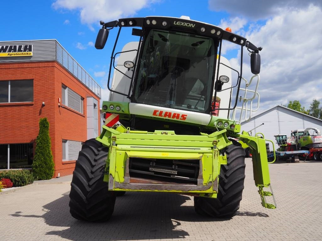 Claas Lexion 750 MONTANA 4WD + V900 - Cosechadora de granos: foto 5 Claas Lexion 750 MONTANA 4WD + V900 - Cosechadora de granos: foto 5