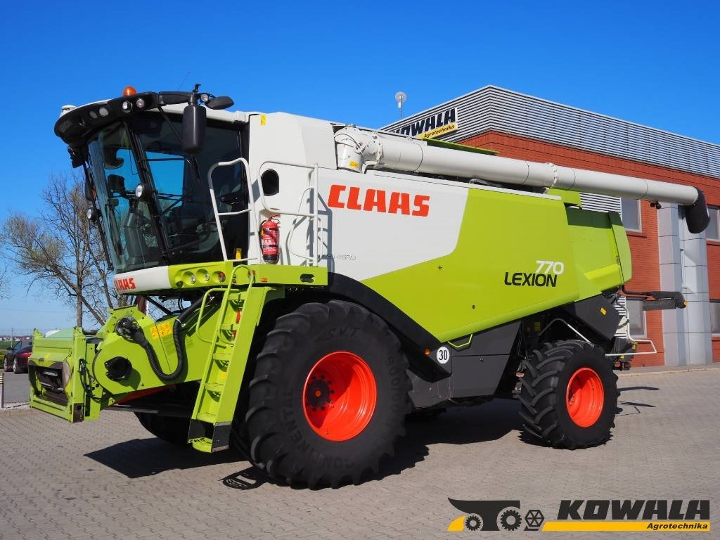 Claas Lexion 770 GPS + V1050 - Cosechadora de granos: foto 1 Claas Lexion 770 GPS + V1050 - Cosechadora de granos: foto 1