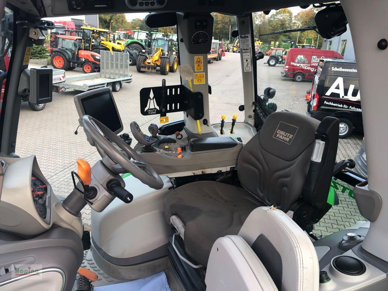 Leasing de Deutz-Fahr 6215 Agrotron TTV Deutz-Fahr 6215 Agrotron TTV: foto 11