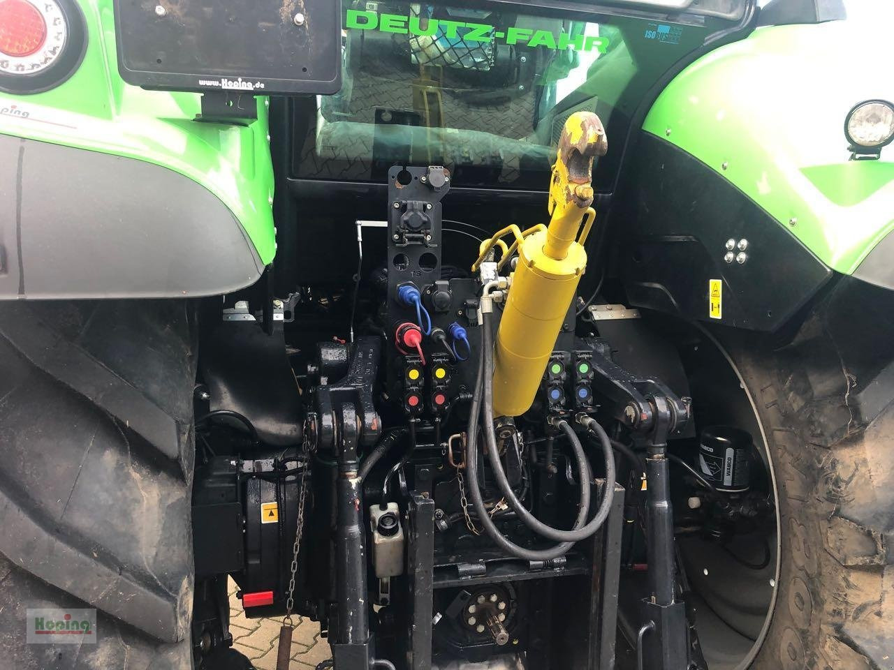 Leasing de Deutz-Fahr 6215 Agrotron TTV Deutz-Fahr 6215 Agrotron TTV: foto 9