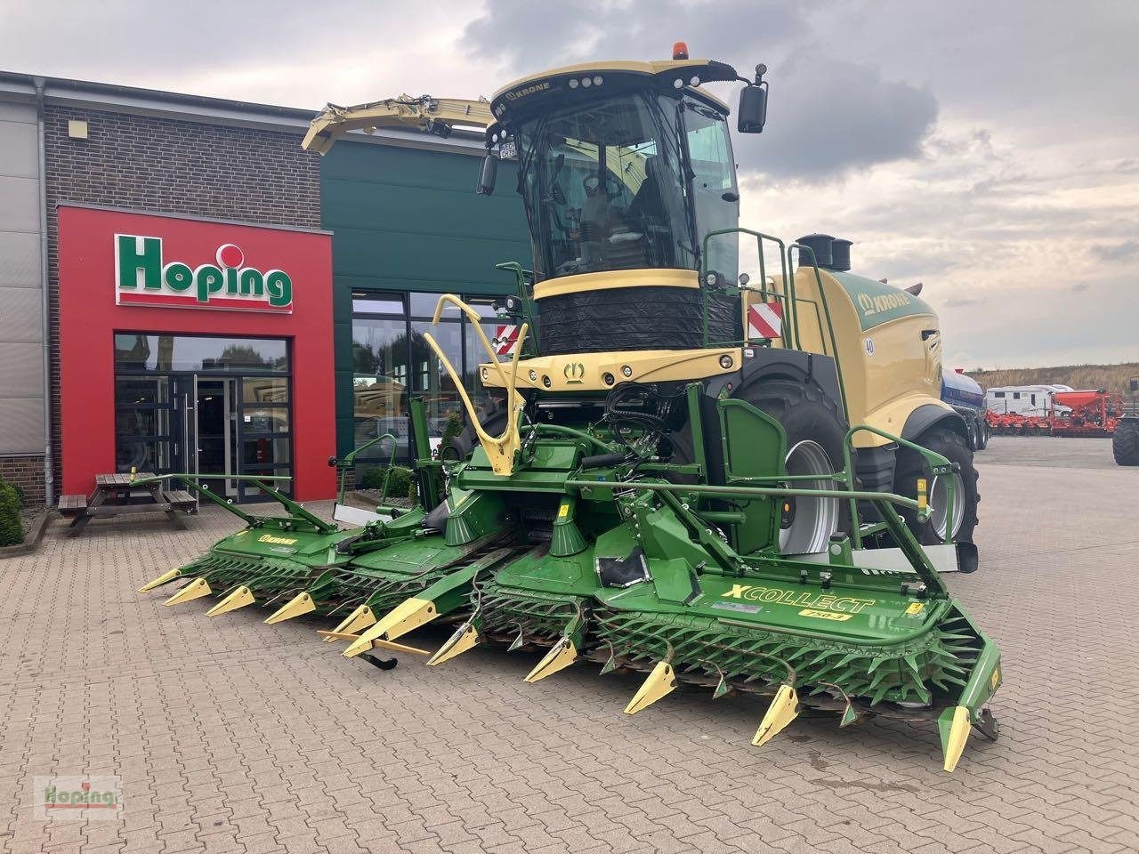 Krone Big X 780 - Cosechadora de forraje: foto 1 Krone Big X 780 - Cosechadora de forraje: foto 1