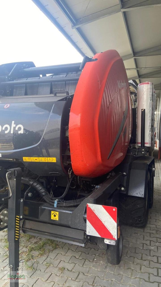 Kubota BV 5200 Plus - Rotoempacadora: foto 5 Kubota BV 5200 Plus - Rotoempacadora: foto 5
