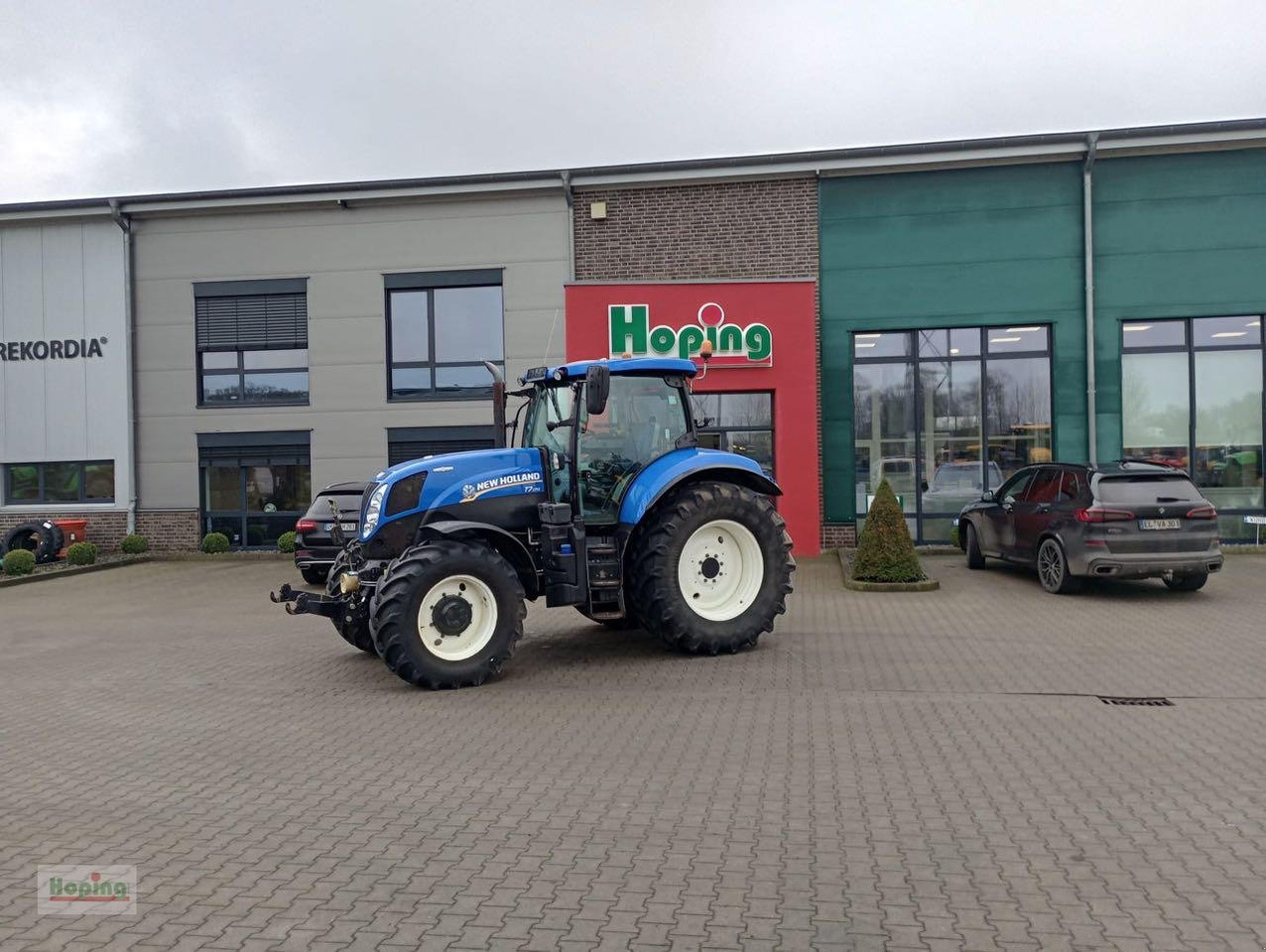 New Holland T7.170 - Tractor: foto 1 New Holland T7.170 - Tractor: foto 1
