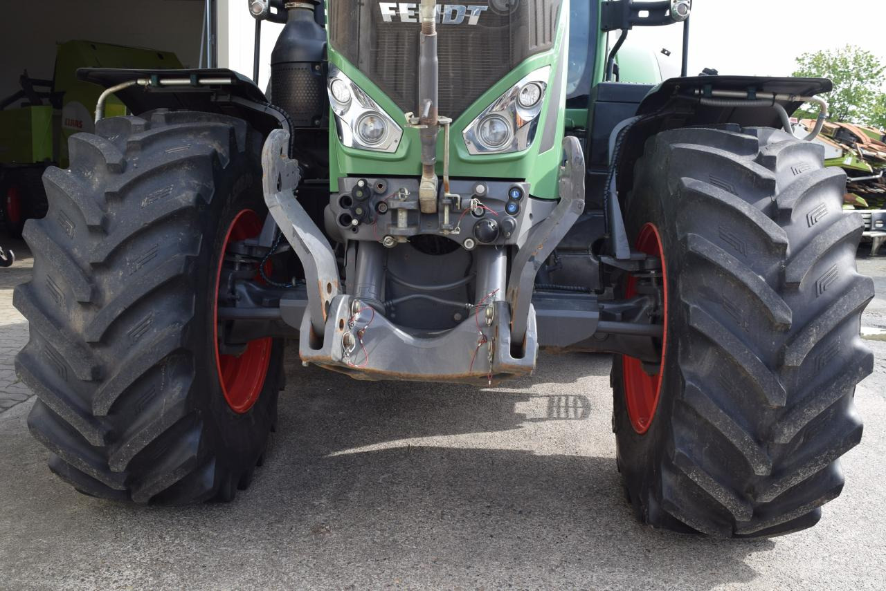 Fendt 826 Vario ProfiPlus, - Tractor: foto 4 Fendt 826 Vario ProfiPlus, - Tractor: foto 4