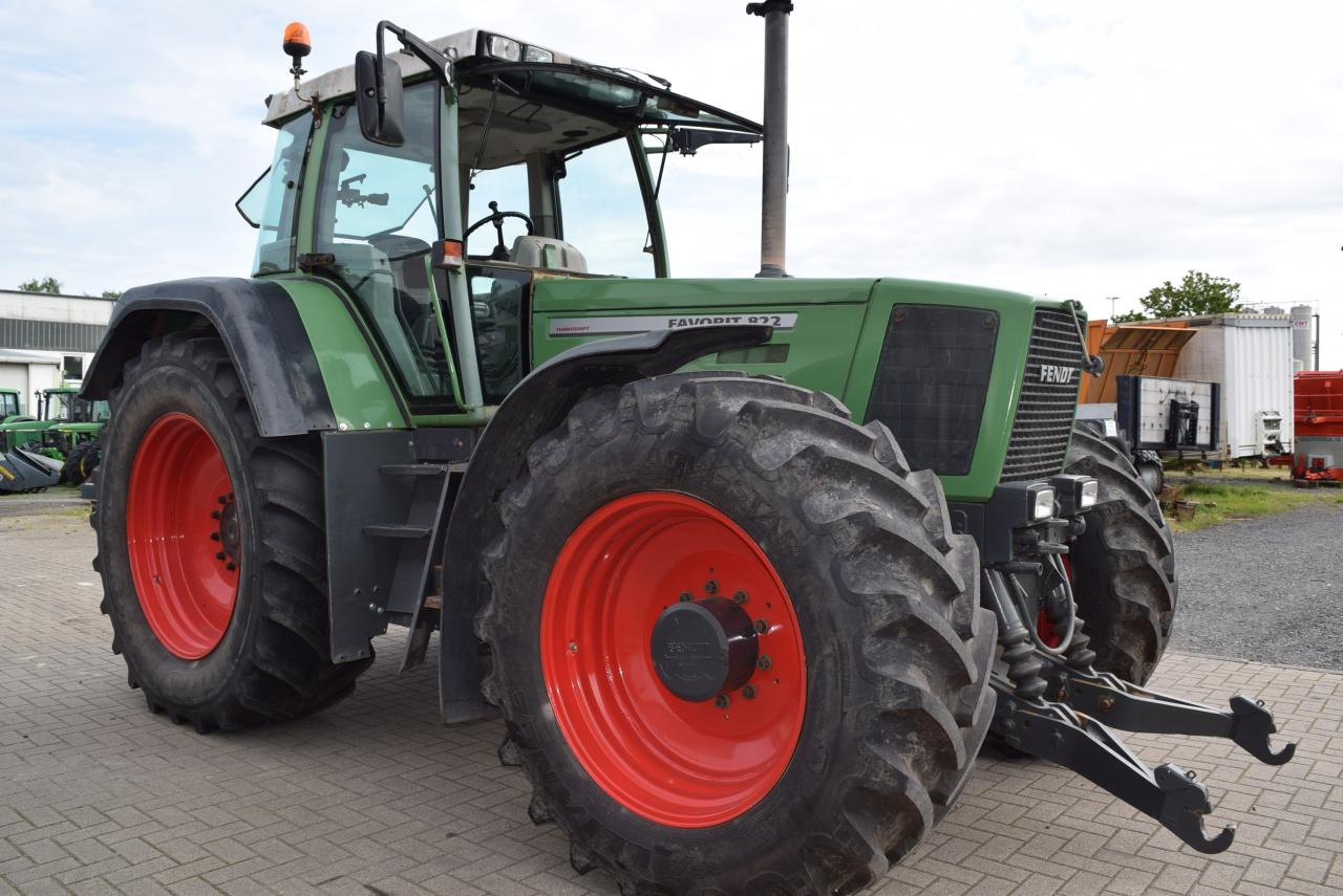 Fendt Favorit 822 - Tractor: foto 4 Fendt Favorit 822 - Tractor: foto 4
