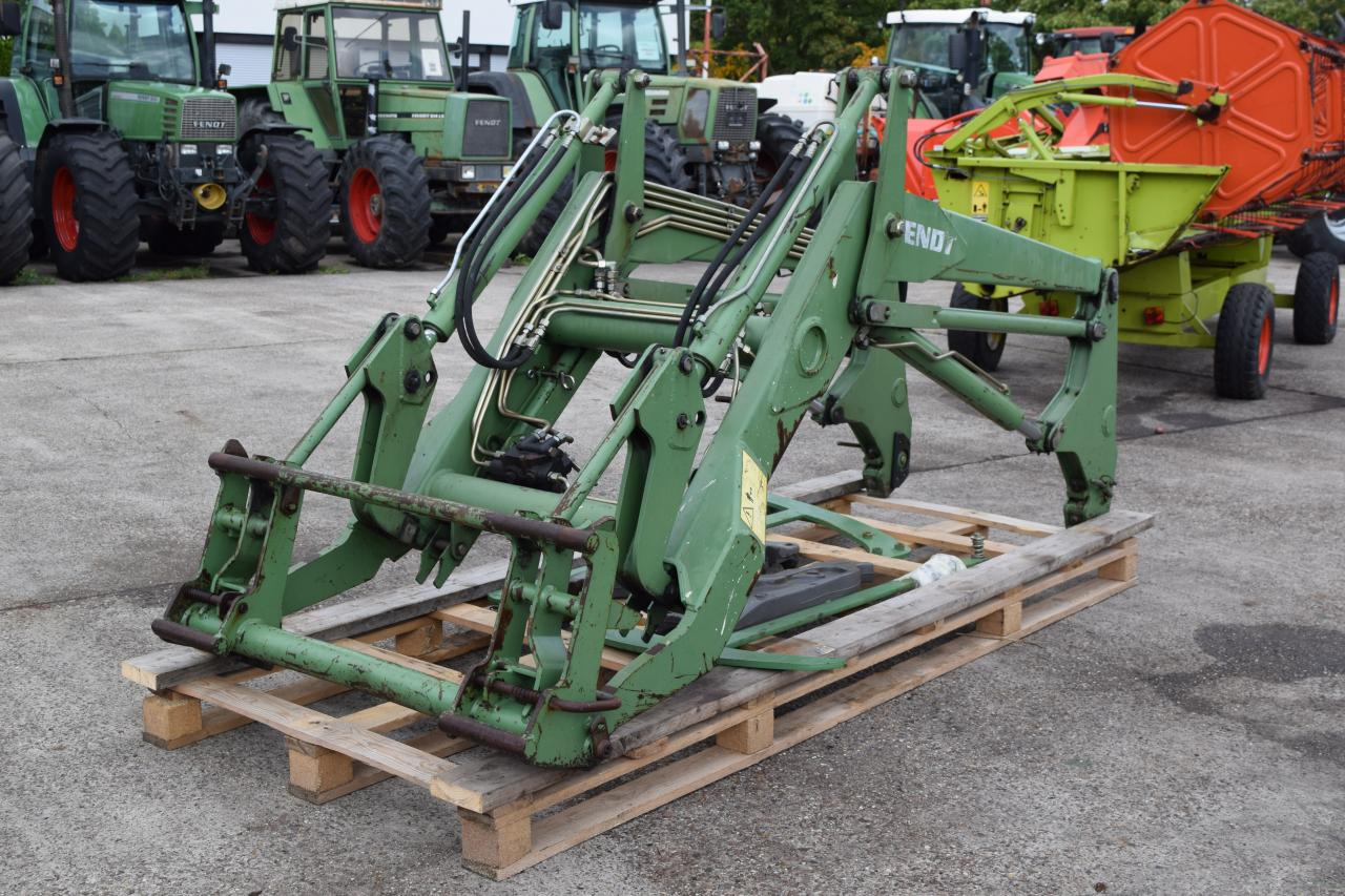 Fendt Frontlader für Serie 400 - Cargador frontal para tractor: foto 1 Fendt Frontlader für Serie 400 - Cargador frontal para tractor: foto 1