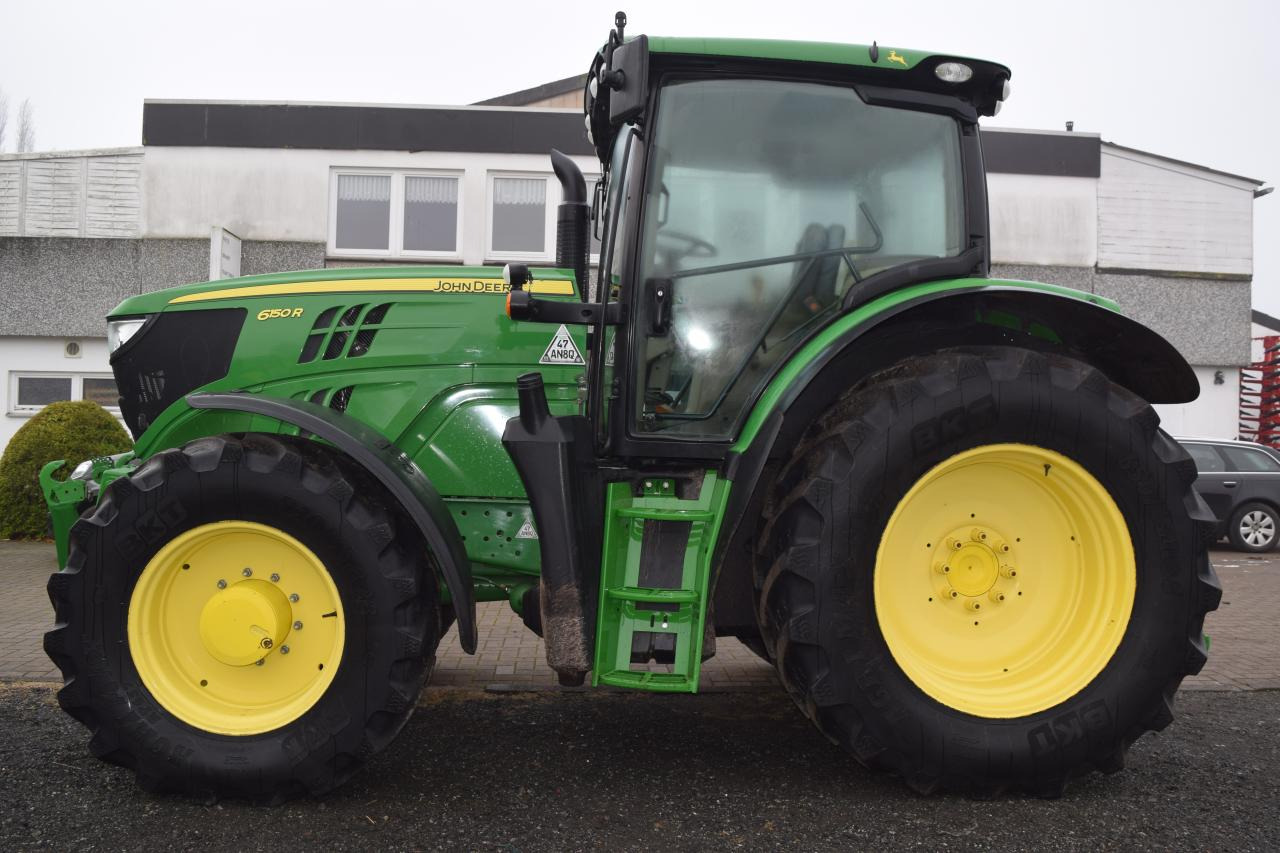 John Deere 6150 R - Tractor: foto 4 John Deere 6150 R - Tractor: foto 4