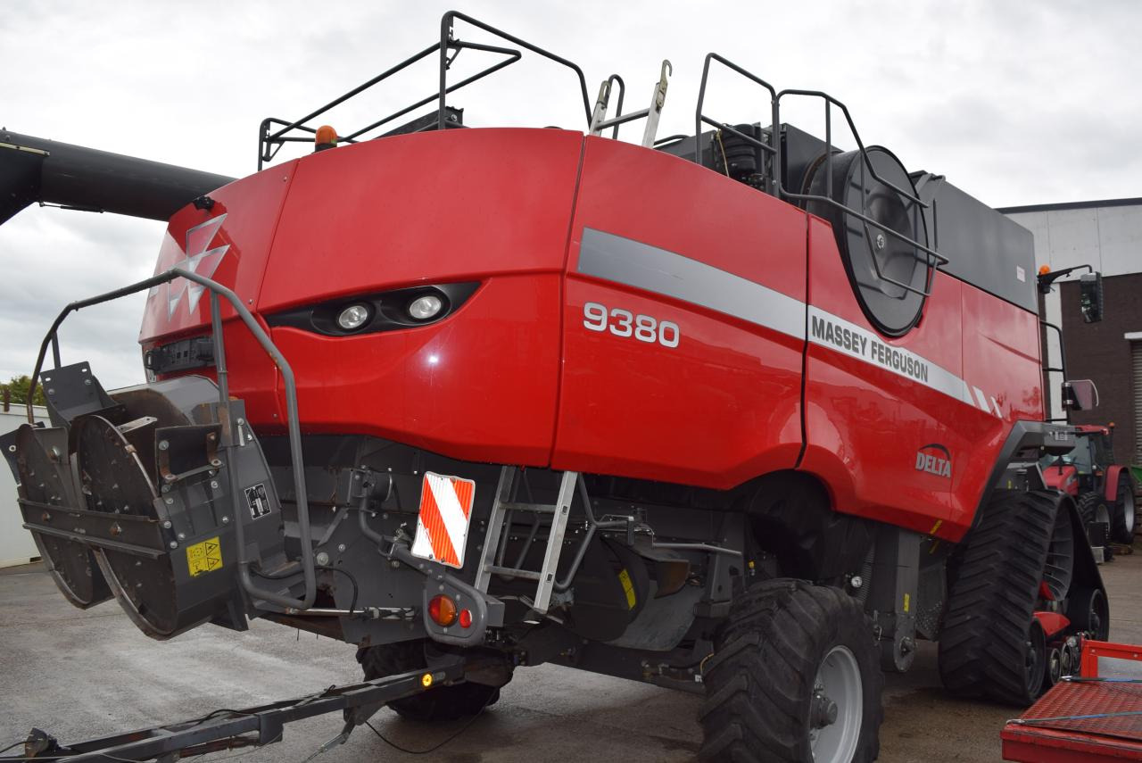 Massey Ferguson MF 9380 Delta - Cosechadora de granos: foto 5 Massey Ferguson MF 9380 Delta - Cosechadora de granos: foto 5