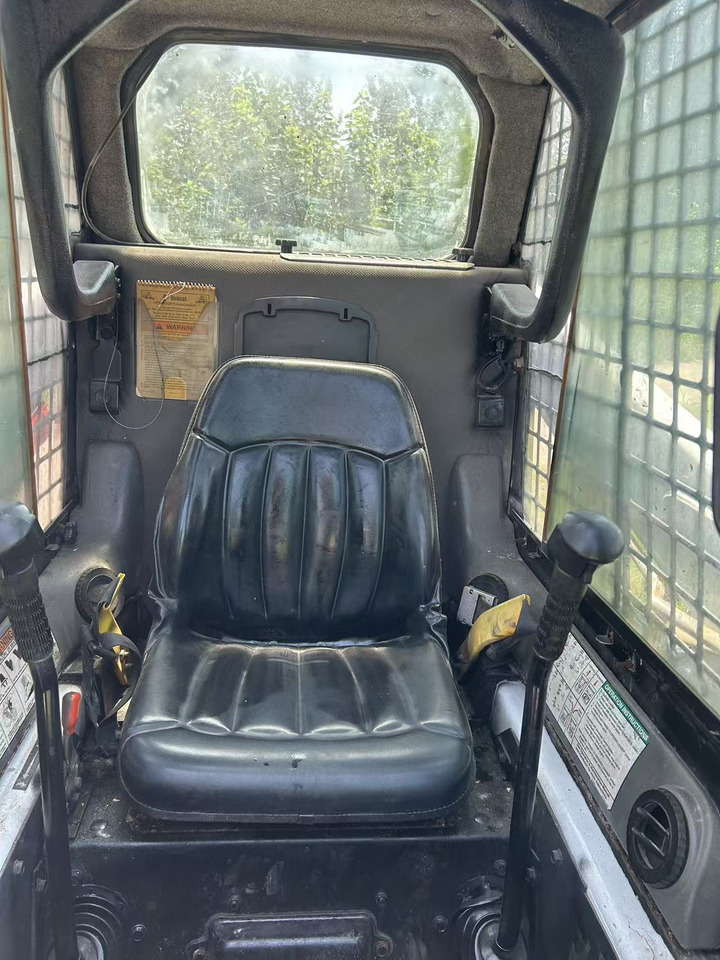 Minicargadora BOBCAT S160: foto 7