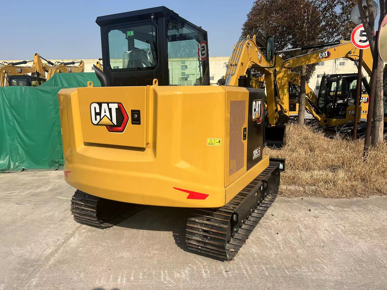 CAT 305.5 - Miniexcavadora: foto 2 CAT 305.5 - Miniexcavadora: foto 2