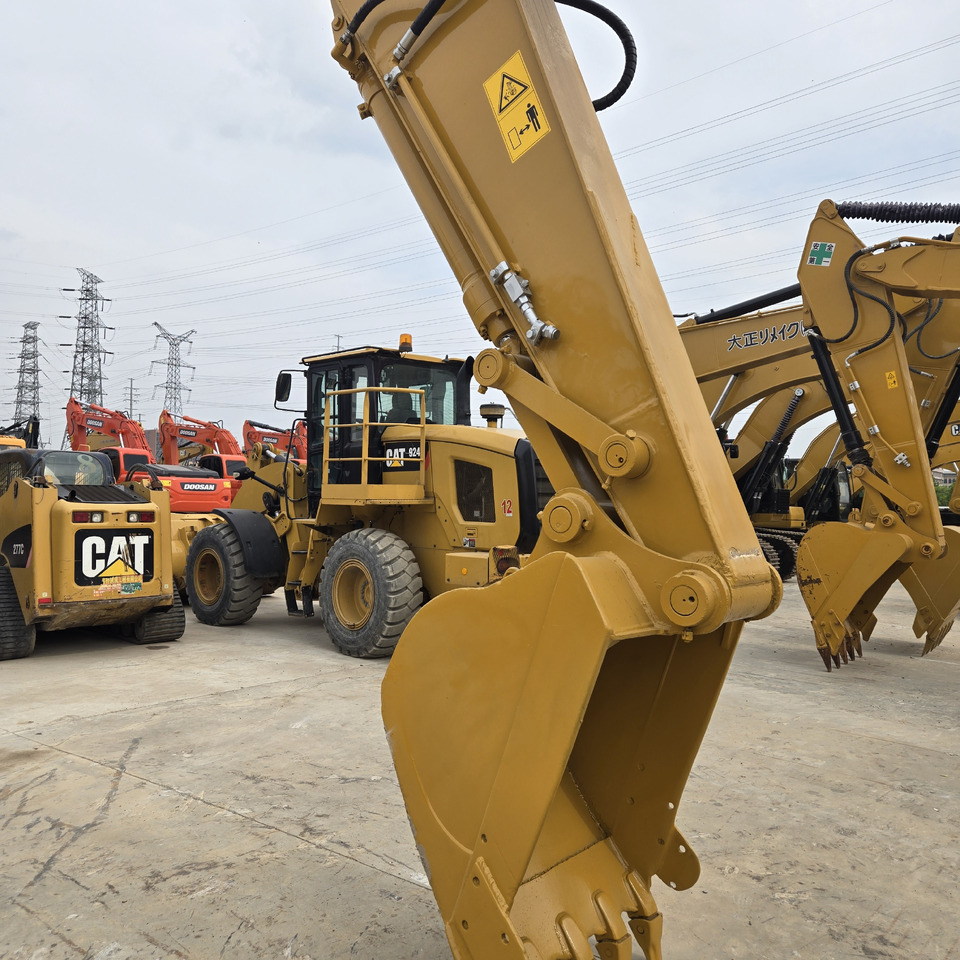 Excavadora de cadenas CATERPILLAR 320BL: foto 8 Excavadora de cadenas CATERPILLAR 320BL: foto 8